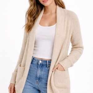 Charlotte Russe Cream Knit Cardigan – Size XS (GUC)
